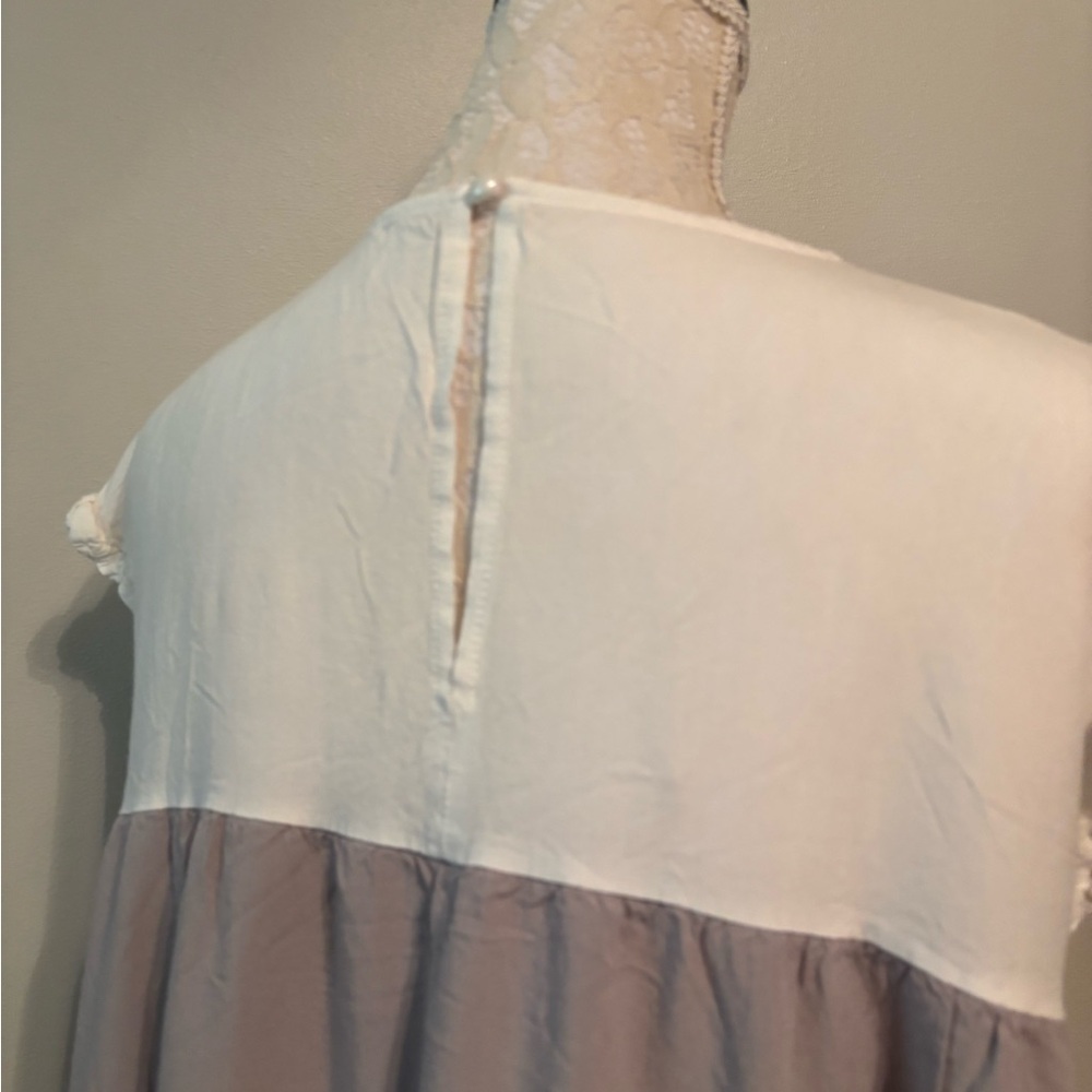 Tiered Short Sleeve Dress in Cream and Dusty Mauve - Picture 5 of 9